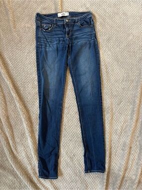 Hollister 7L W28 L33 Dark Wash Skinny Jeans